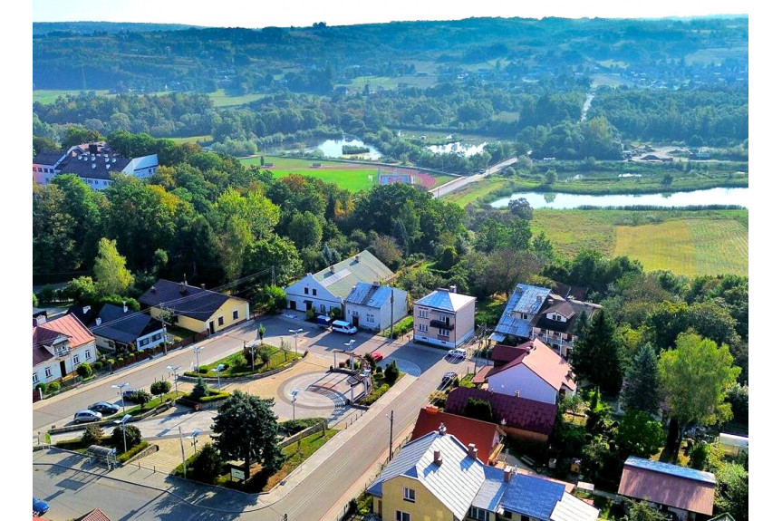 jasielski, Dębowiec, PRZESTRONNY DOM DO ZAMIESZKANIA OD ZARAZ W CENTRUM DĘBOWCA