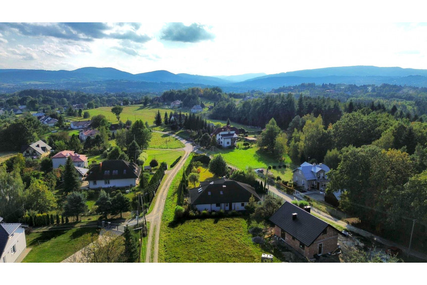 gorlicki, Gorlice, PIĘKNY I NOWOCZESNY DOM Z DZIAŁKĄ 14AR I ZACHWYCAJĄCYM OGRODEM,  GORLICE